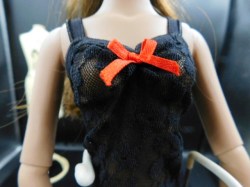 BLACK LACEY TOP VIEW